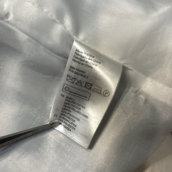 H&M gray blazer with black accents silver thread Size 6 - Picture 7 of 8